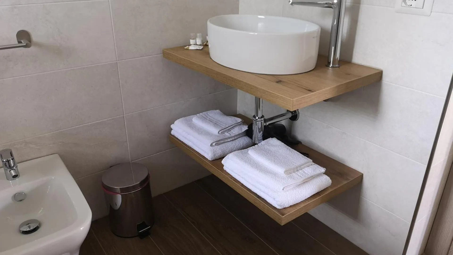 Villa Azzurra Lampedusa Bed & Breakfast