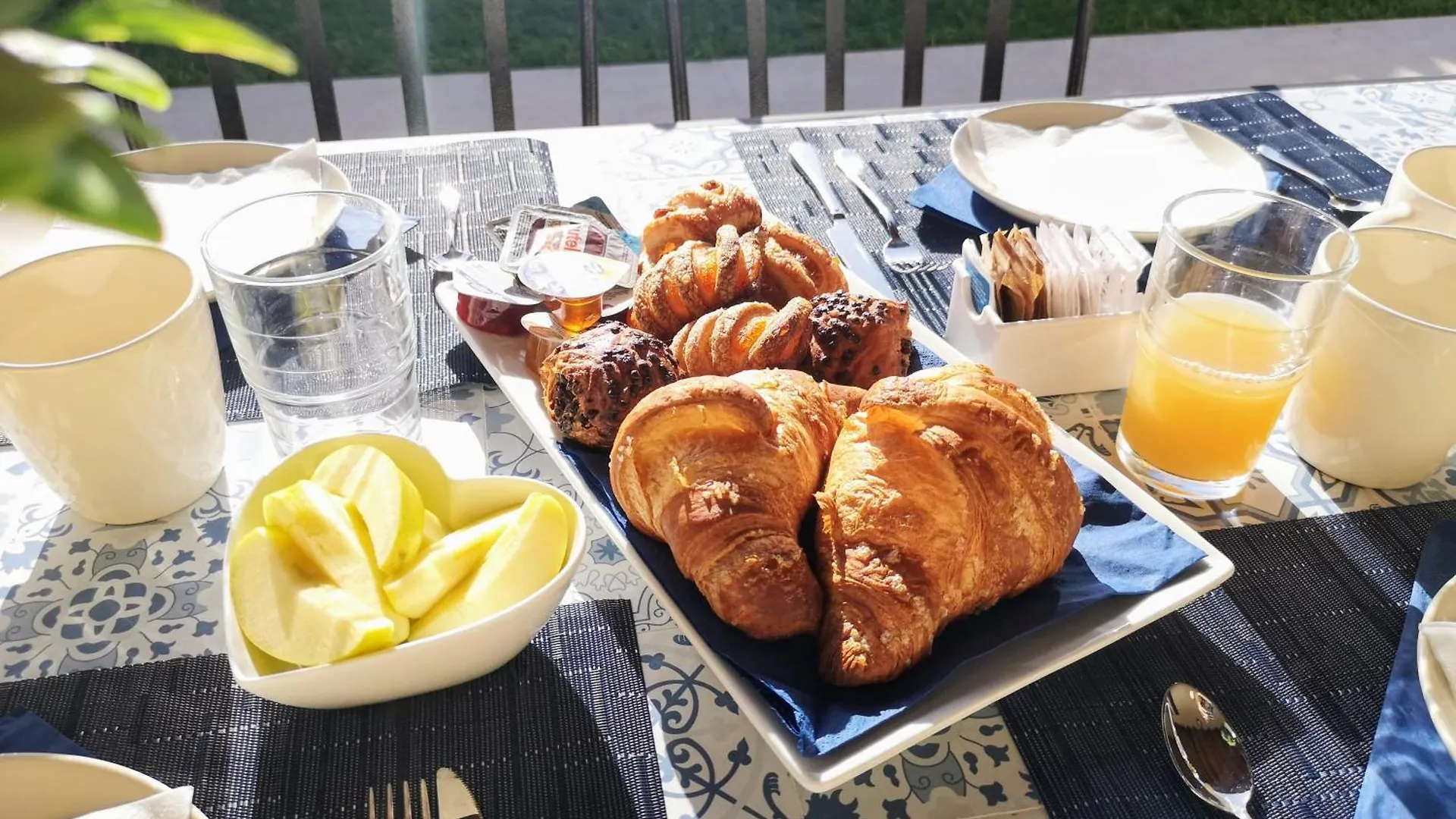 Villa Azzurra Lampedusa Bed & Breakfast