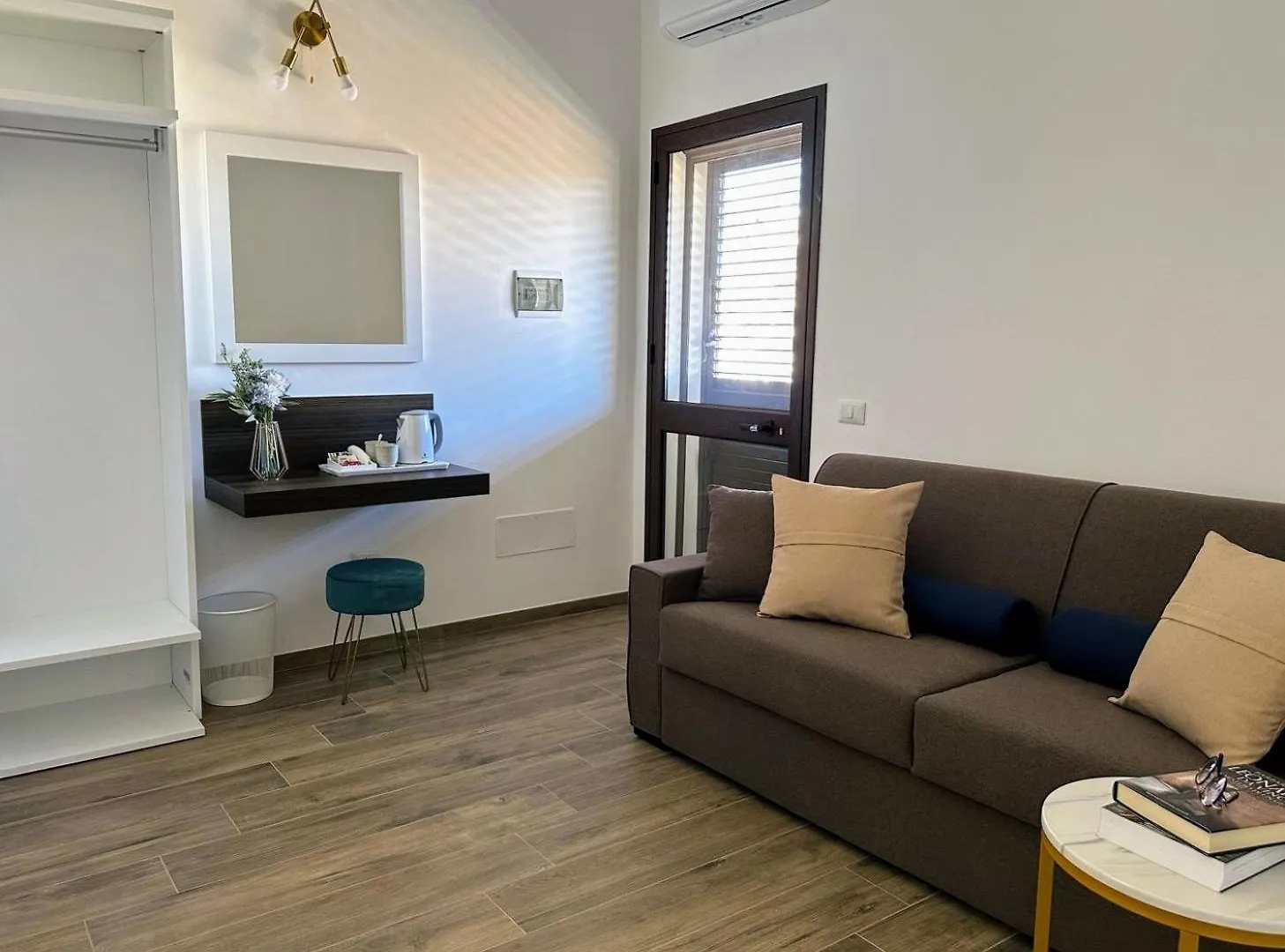 Villa Azzurra Lampedusa Bed & Breakfast