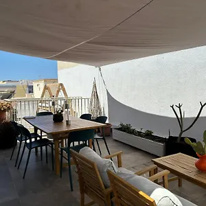 Casa Gilania Bed & Breakfast